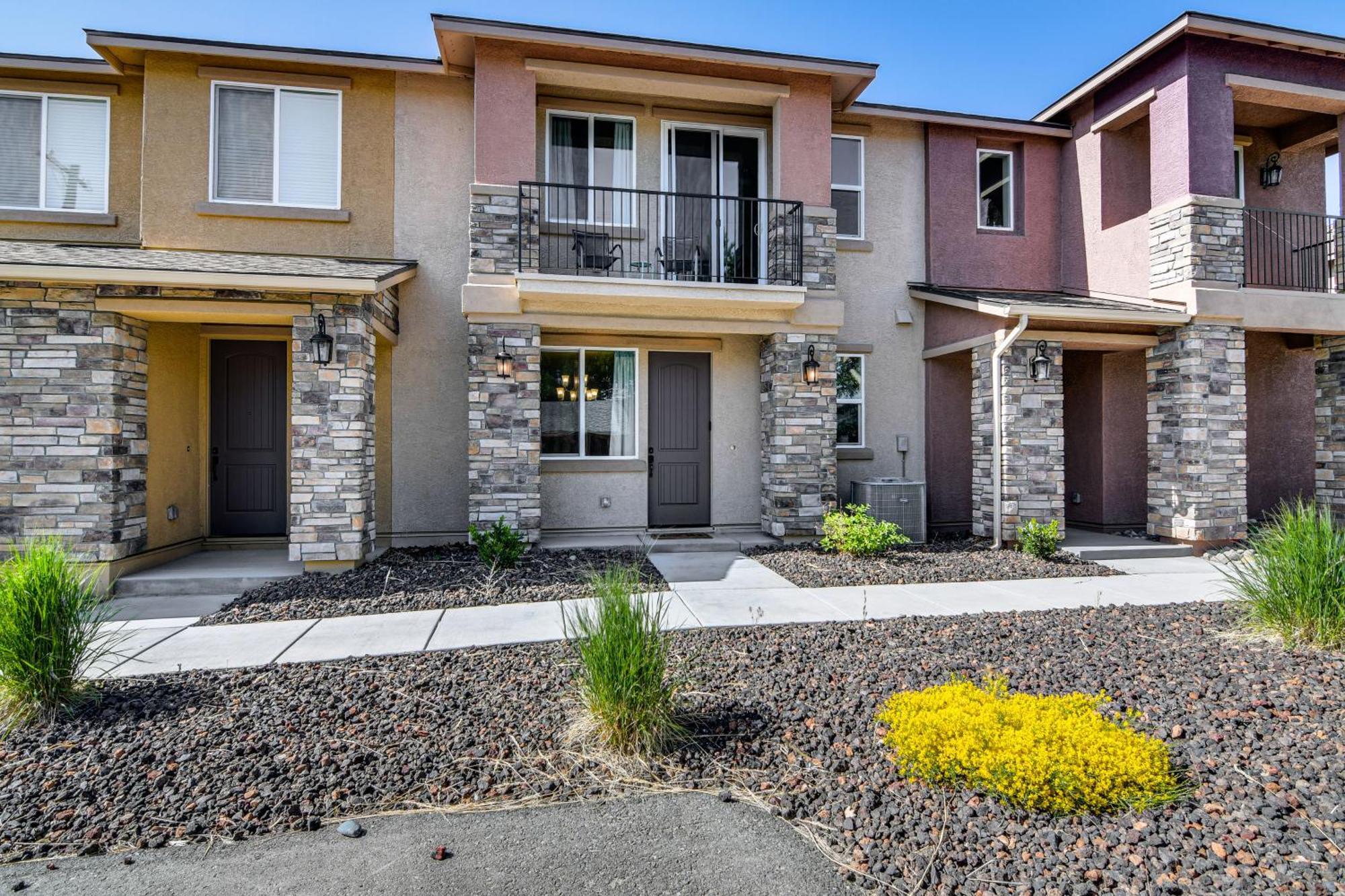 Central Carson City Townhome, 1 Mi To Downtown! Dış mekan fotoğraf